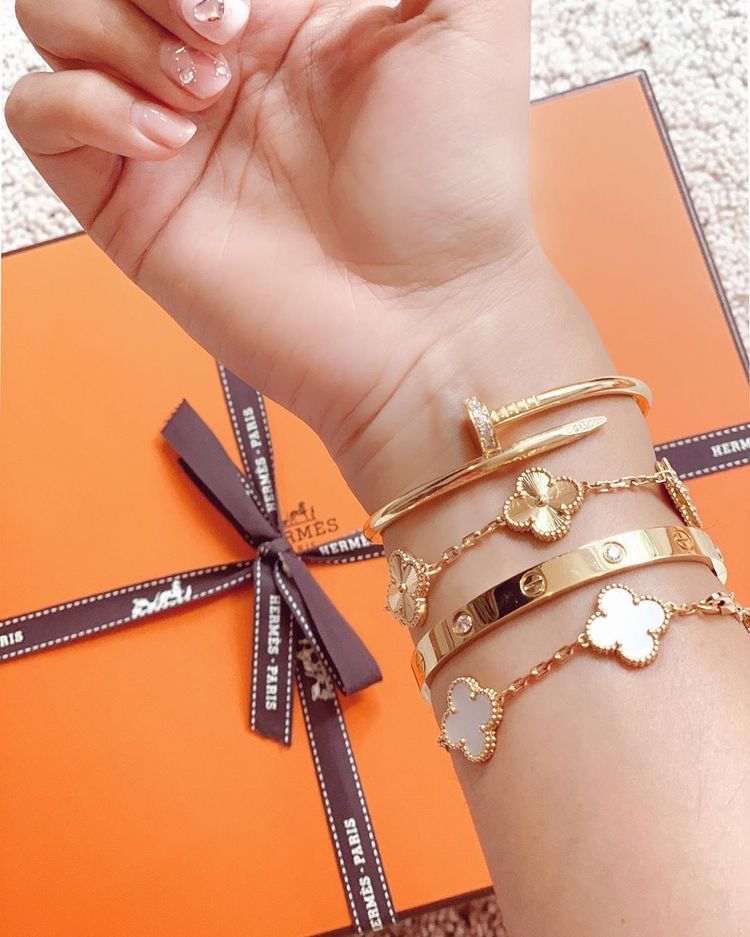 women bracelets